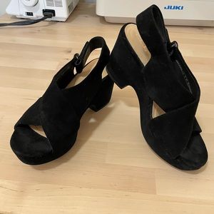 EUC Clarks Maritsa Lara Platforms